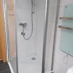 Living アパート ヒッティザウ