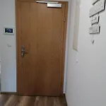 Living ヒッティザウ