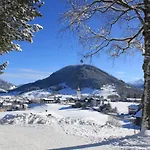 Living ヒッティザウ