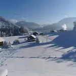 アパート Living ヒッティザウ