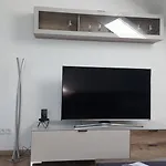 Living דירה