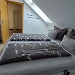 Living アパート *